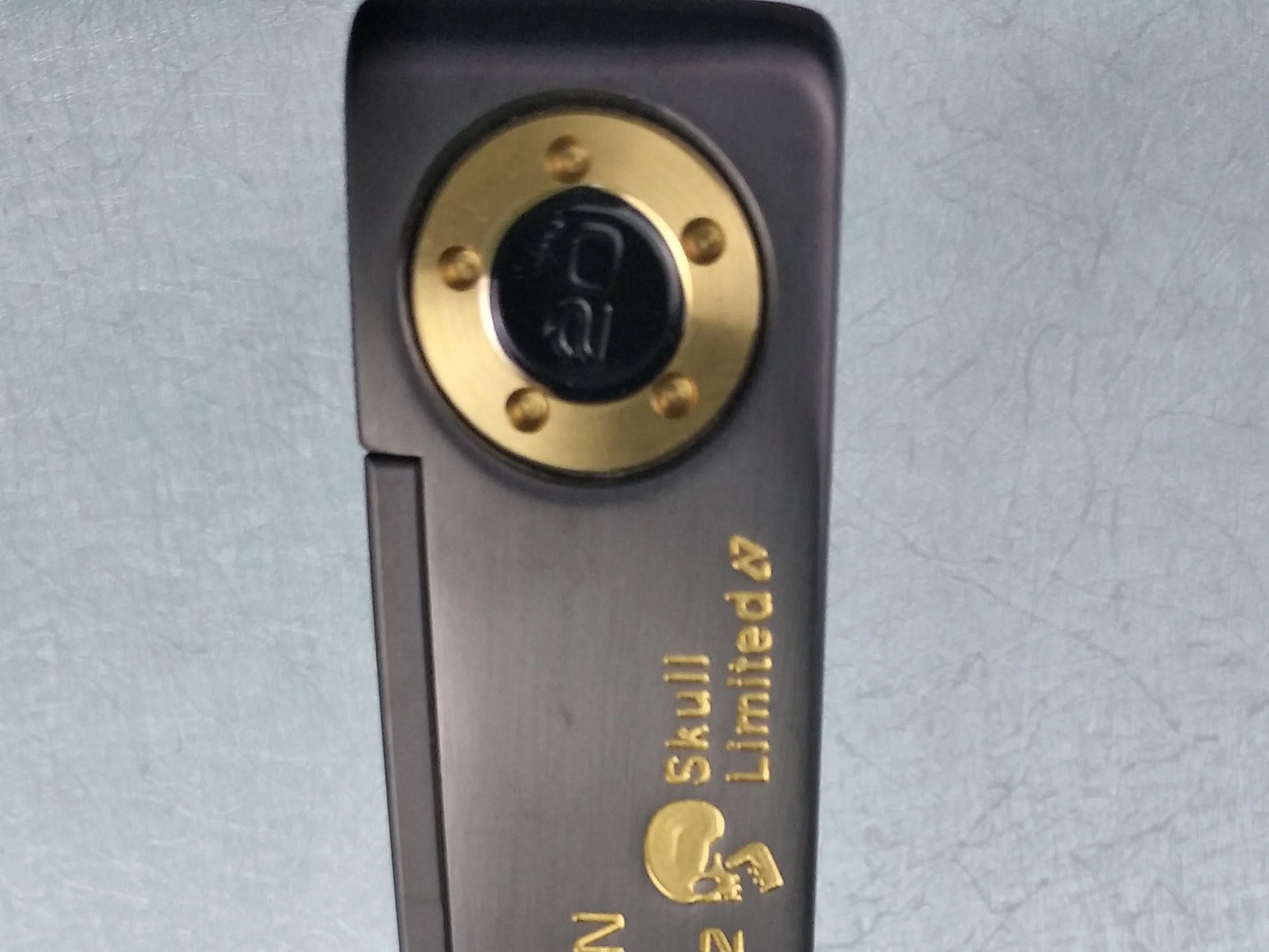 

Men Golf putter NEWPORT 2 black golden sun skull Golf Putting 32\33\34\35\36 inch Club Golf Club High Quality free shipping.