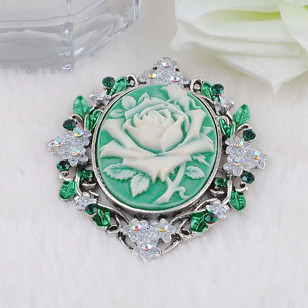 Brooches-00018 (10)