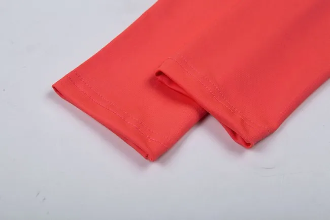 10739276618_1453572700_