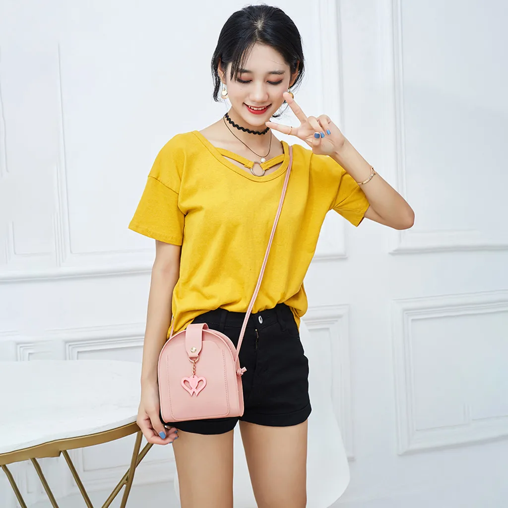

Women's Simple Cartoon Heart Small Square Bag Single Shoulder Messenger Bags Shoulder Bags Women Fshion Heart Small Square Bags