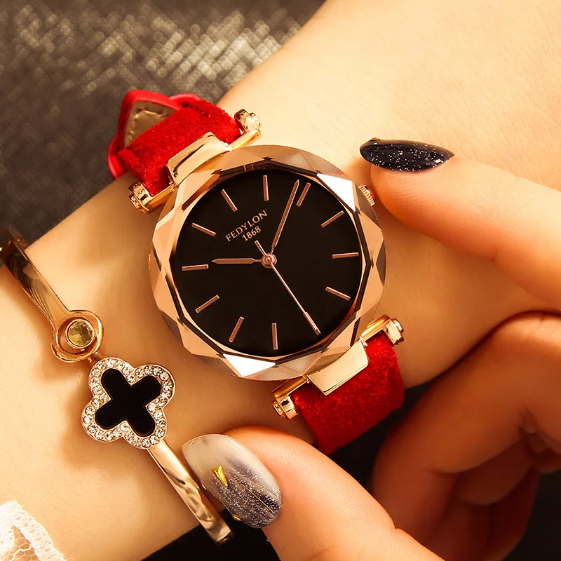 

Luxury Ladies Dress Watch Fashion 2019 Leather Rose Gold Women Clock Waterproof Female Quartz Wristwatches Relogio Feminino New
