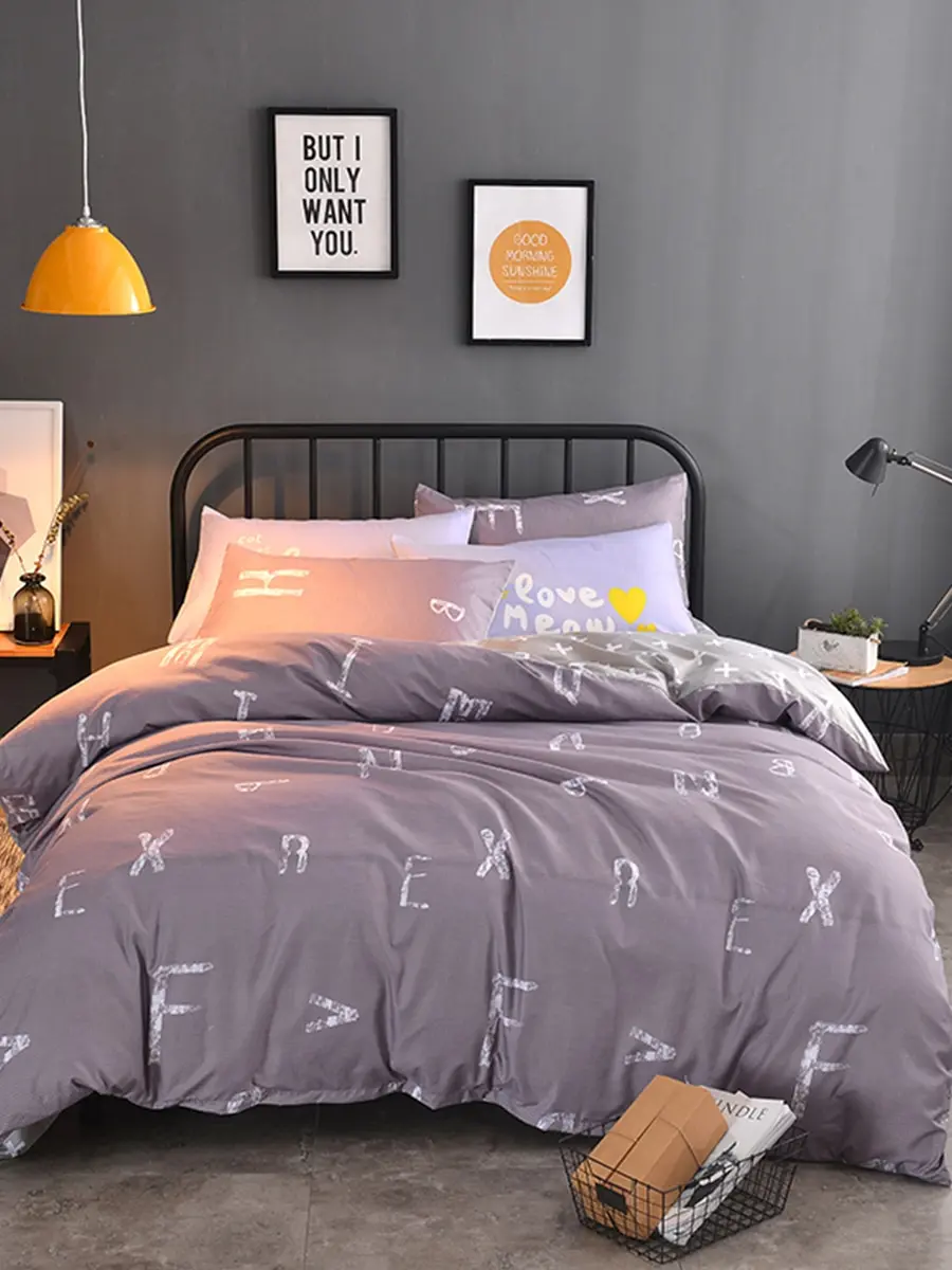 

4Pcs Bedding Set Simple Designed Letters Comfortable Quilt Set