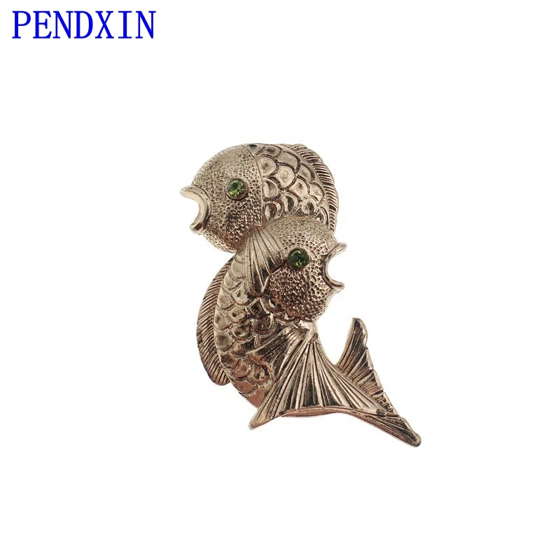 

2019 Japanese koi fish classic pattern gold fish brooch female jewelry