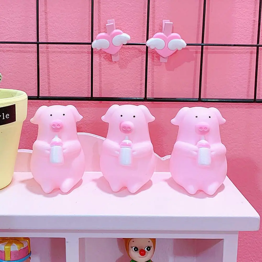 

Lovely Kids Bottle Piglet Squeezing Venting Decompression Toy Stress Reliever
