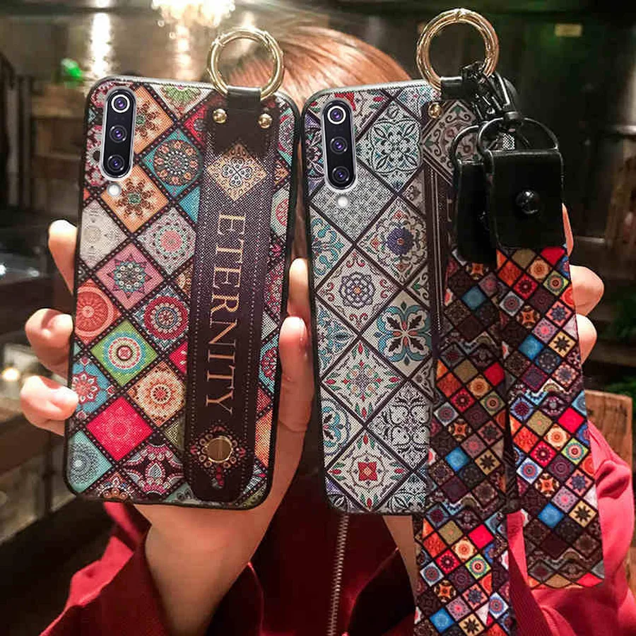 

datura strap tpu case for samsung galaxy A20 30 40 50 60 70 10 M20 S10 S9 S8 plus note 8 9 case cover wristband holder soft phon