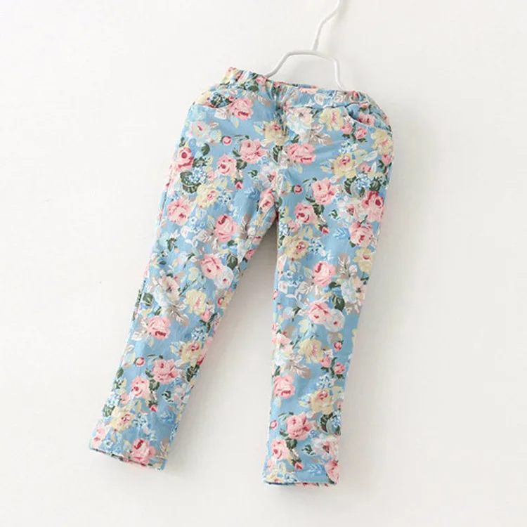 Новые Девушки цветочные джинсы Тренч Весна и осень тертые хлопковые джинсы теплые джинсы для маленьких девочек дети цветок печатных брюки
