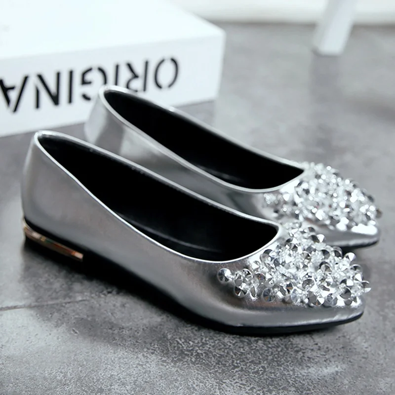 

AD AcolorDay Fashion 2017 Women Shoes Spring Rhinestones Wedding Elegant Women Casual Shoes Hot Sale Silver Solid Female Loafers