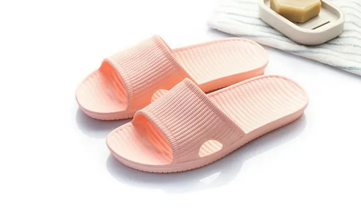 Cheap Price New Summer Home Bathroom Slippers Indoor Anti Slipper Soft Bottom Family Woman Man Slippers (5)