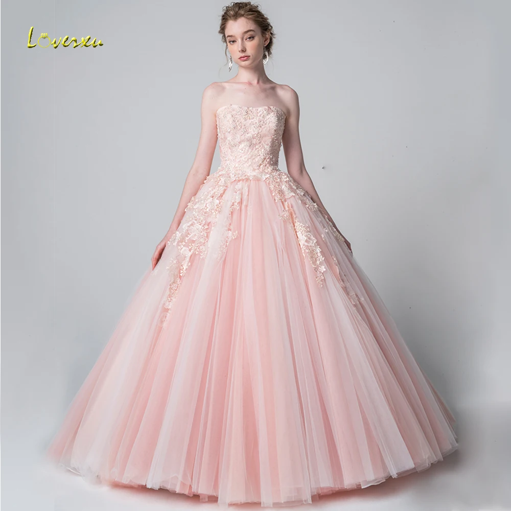 

Loverxu Chic Strapless Ball Gown Quinceanera Dresses Appliques Beading Sleeveless Court Train Sweet 16 Prom Party Gown Plus Size