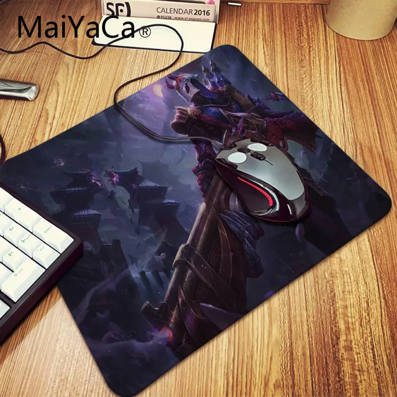  Maiyaca Boy Gift Pad league of legend jhin Beautiful Anime Mouse Mat Locking Edge gaming Mousepad M