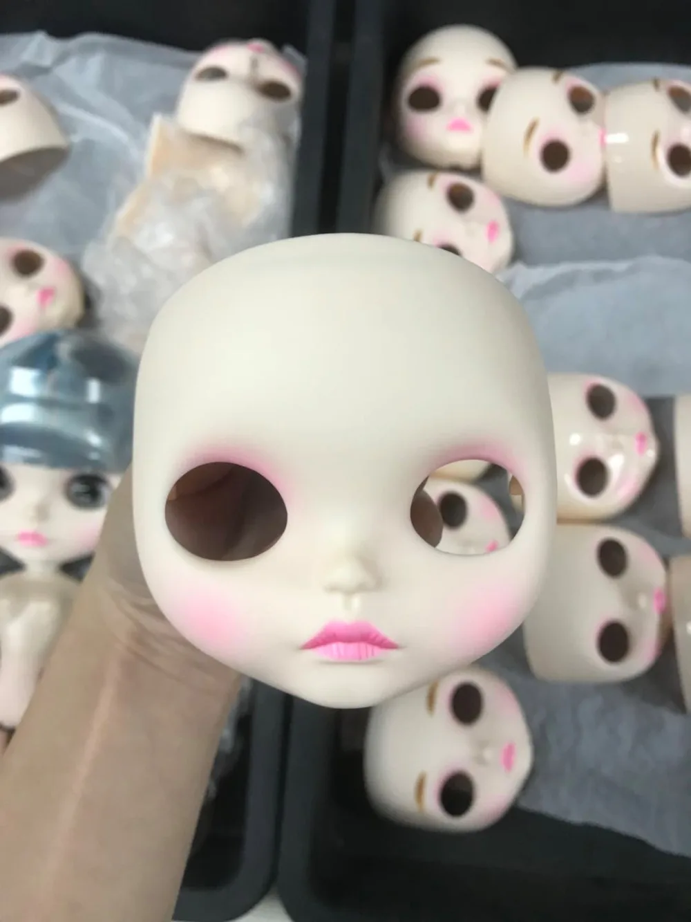 Neo Blythe Doll Faceplate with Backplate & Screws 14