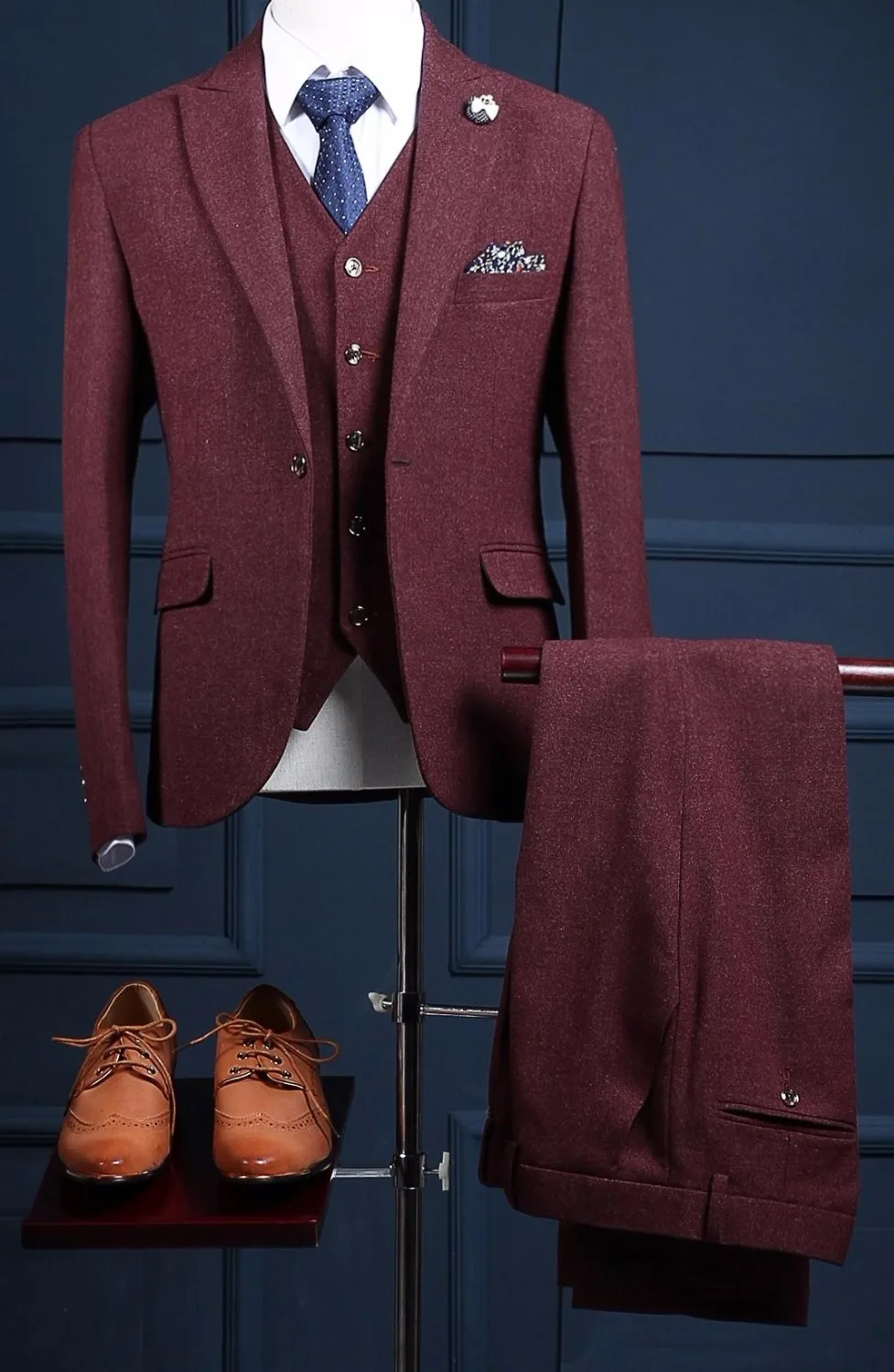 Mens burgundy tweed suit Clearance