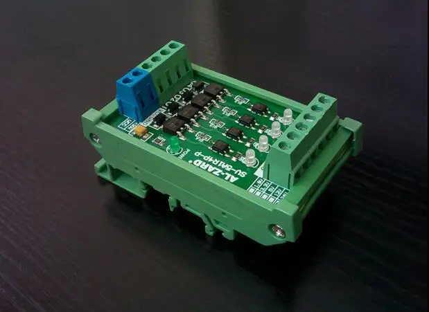 Бесплатная доставка 4 полосный вход полная совместимость выход PNP PLC усилитель