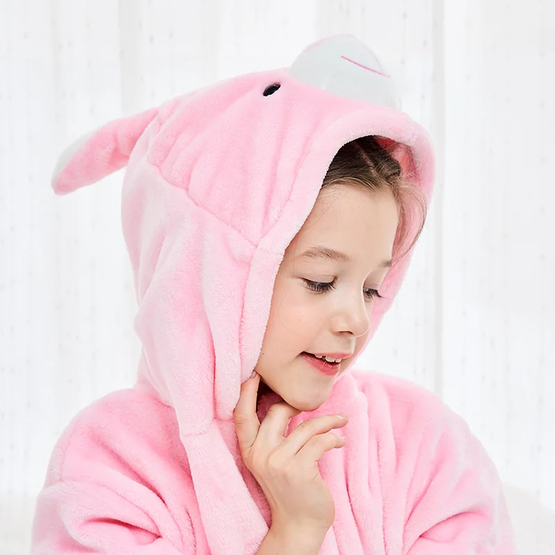 Детские Банные халаты пляжная одежда розового цвета с кроликом для детей от 3 до 8 лет Одежда для маленьких мальчиков и девочек халаты для сна с животными roupa infantil de banho/с капюшоном