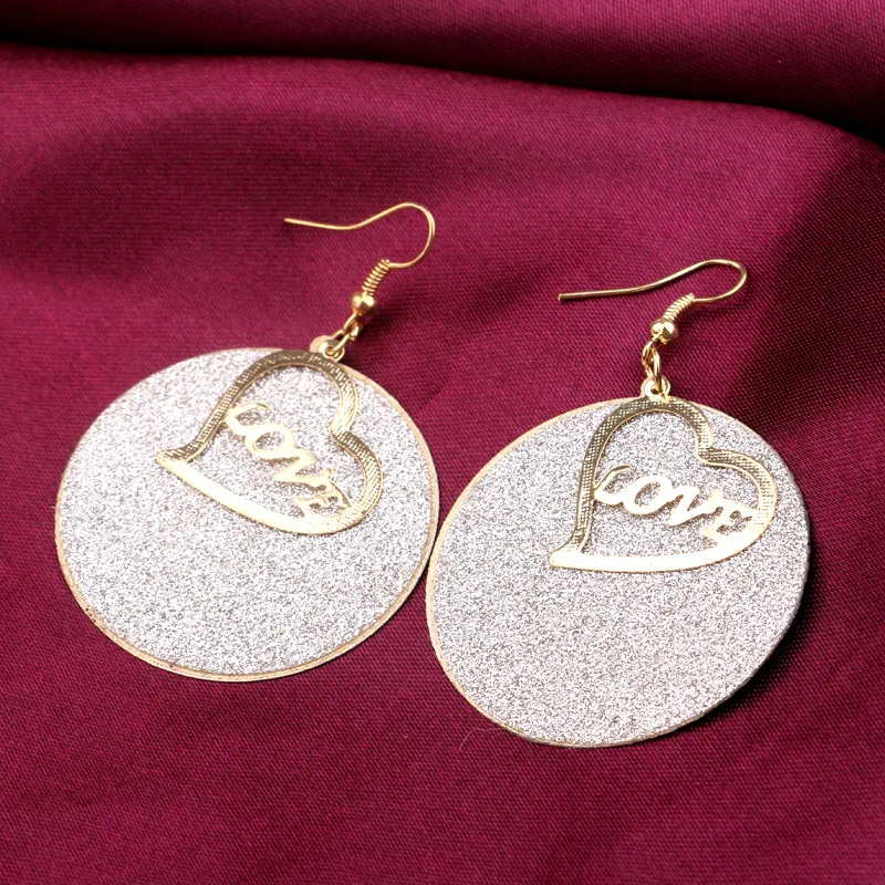 

Fashion Hollowed-out Love Heart in Round Disk Earrings Women Jewelry