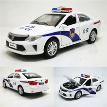1:32 Camry, полицейская литая под давлением игрушечная машинка, модель игрушечного автомобиля, вытяжной звуковой светильник, игрушечный автомобиль, подарок для детей