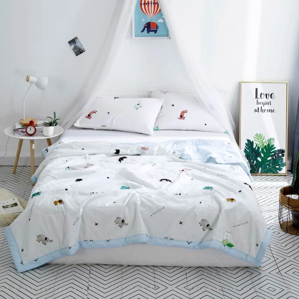 

2019 Cute Elephant Quilting Thin Quilt Stitching Cotton Fabric Polyester Filler Twin Queen Summer Comforter Air-conditional
