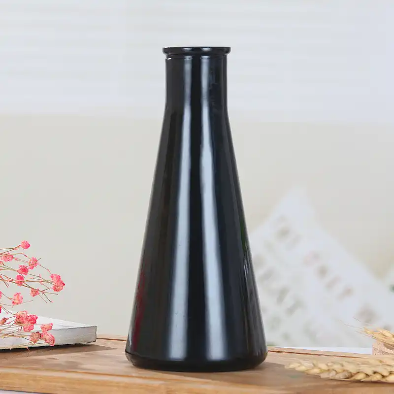 Creative European Flower Arrangement Cone Shaped Vase Office