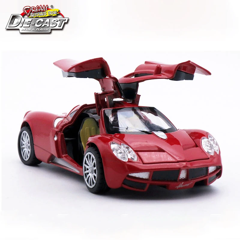 Baratos Colección de fundición Pagani Huayra modelo a escala como niños niños Vehículo de Metal juguetes de regalo con puertas abiertas y función de retroceso