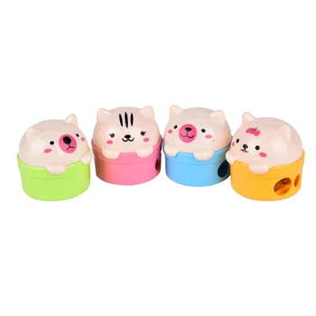 

1PCS novelty double hole Mini kawaii cat / bear plastic pencil sharpener student supplies