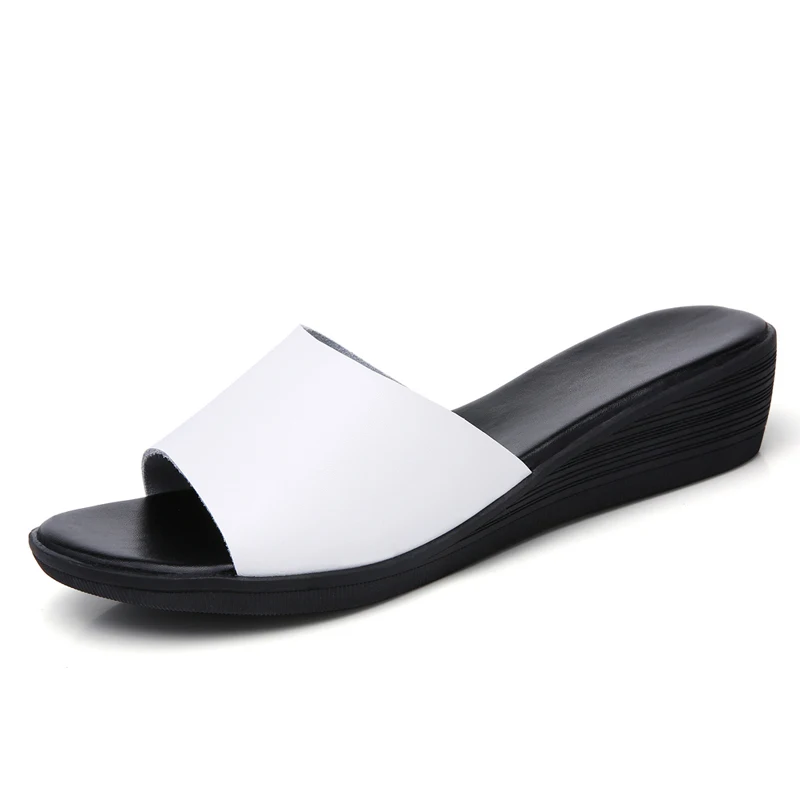STQ/; летние шлепанцы; женские сандалии на плоской подошве; пляжная обувь; белые кожаные шлепанцы без застежки с круглым носком; Вьетнамки; 762 - Цвет: 762 White
