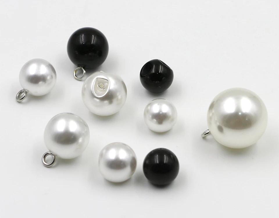 женские кнопки