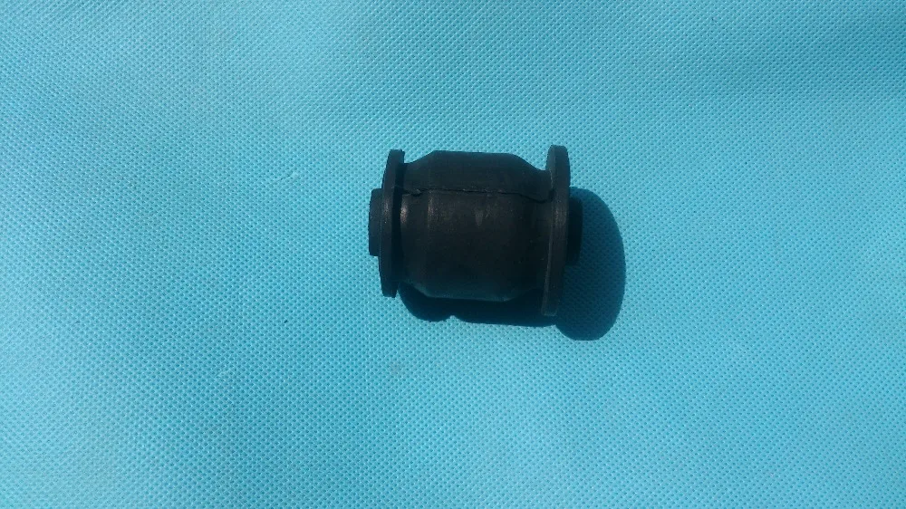 Нижняя втулка рычага управления (передняя) для mazda 323 BG 1989 1991 OEM: B459 34 470|bushing|bg |