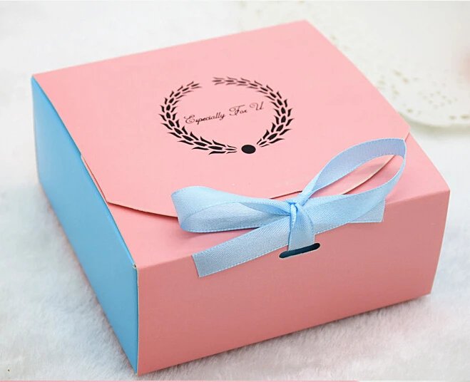 Size11*11*5cm Lovely Pink Paper Cake Box,Engagement Paper