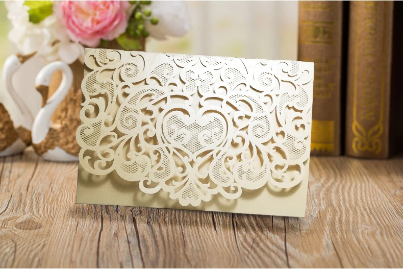 

High Quality Pearly Paper 3-fold Wedding Invitations Cards With Insert Card And Envelope Customized Printing 185*127mm