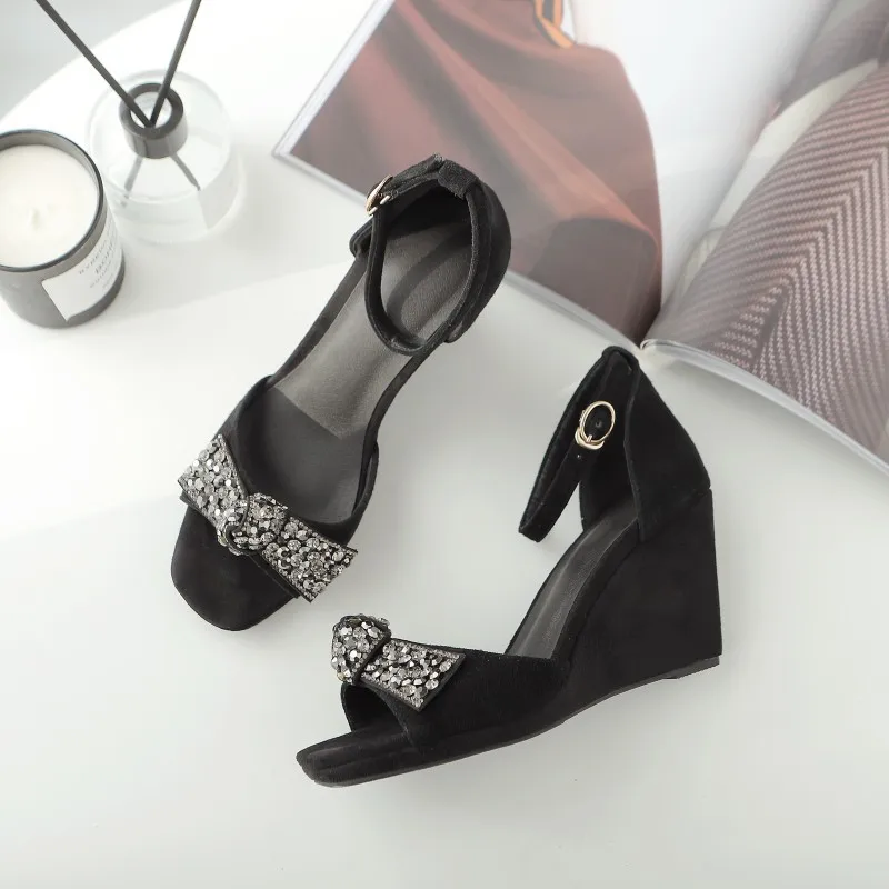 

Carole Levy Summer 2019 New Solid Black Small Bling Bow-knot Wedges Sandals Woman Shoes Open Toe Thick Sole Heels For Party