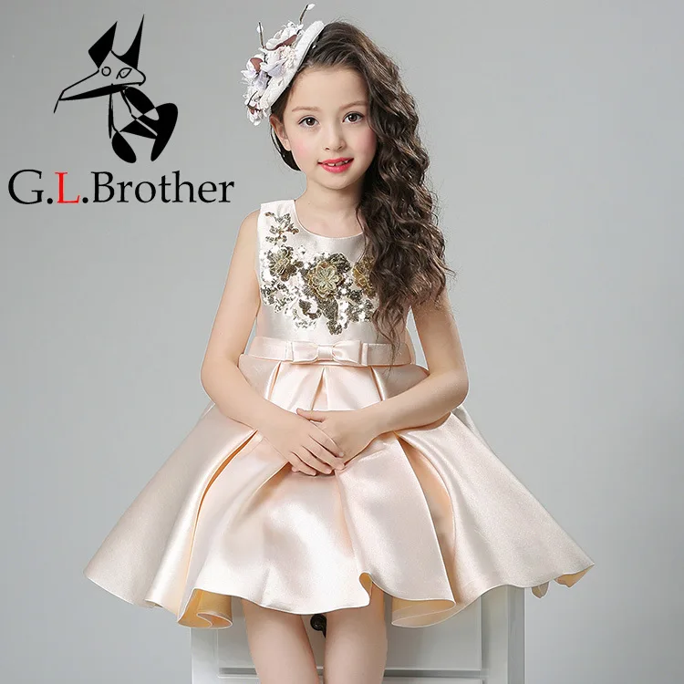 

Emboridery Girls Ball Gown Dress New Sleeveless Kids Banquet Vestidos Birthday Party First Communion Bow Gowns Dresses S271