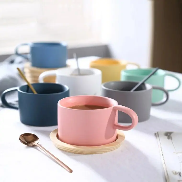 200 مللي العظام الصين القهوة القدح مع خشبية Coaste السيراميك الحليب عصير الليمون كوب Coffeeware مجموعات الإبداعية مكتب هدية دروبشيبينغ 200 مللي العظام الصين القهوة القدح مع خشبية Coaste السيراميك الحليب عصير الليمون كوب Coffeeware مجموعات الإبداعية مكتب هدية دروبشيبينغ