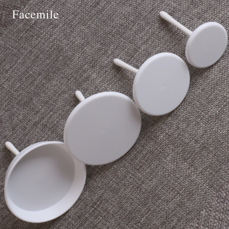 

4Pcs/set Gift Cupcake Stands Icing Cream Flower Nails Set Pastry Decorating Tool 02024
