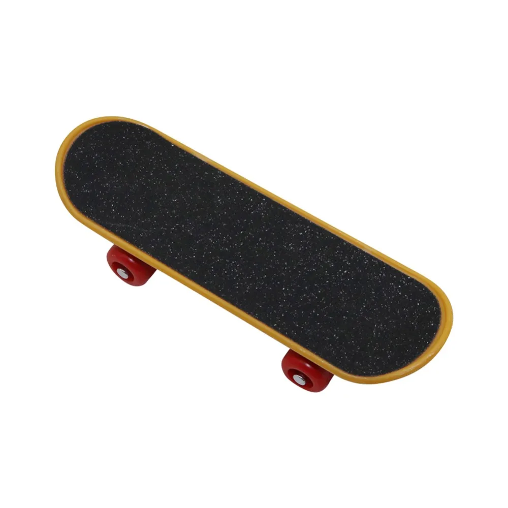 1 Pcs Bird Parrot Intelligence Toys Mini Training Skateboard For Budgies Parakeet Growth Toy Pet Toy parrot toy bird toy