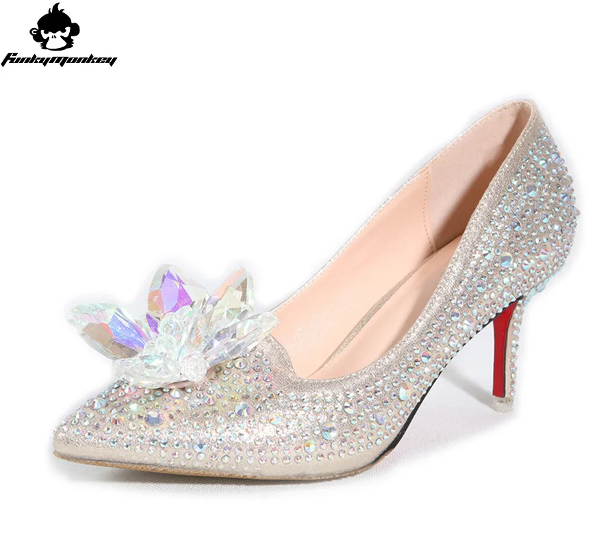 pointed sole heels