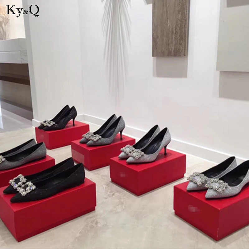 

2019 Spring New European And American Style Ladies Fashion Pointed Crystal Buckle Comfortable Stiletto Banquet High Heels 5-8cm