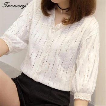 

2018 Casual Basic 3/4 Sleeve For Female Ladies Tops New Design Lace Patchwork Shirt Women LOOSE Striped V Neck Tee Shirt Tops