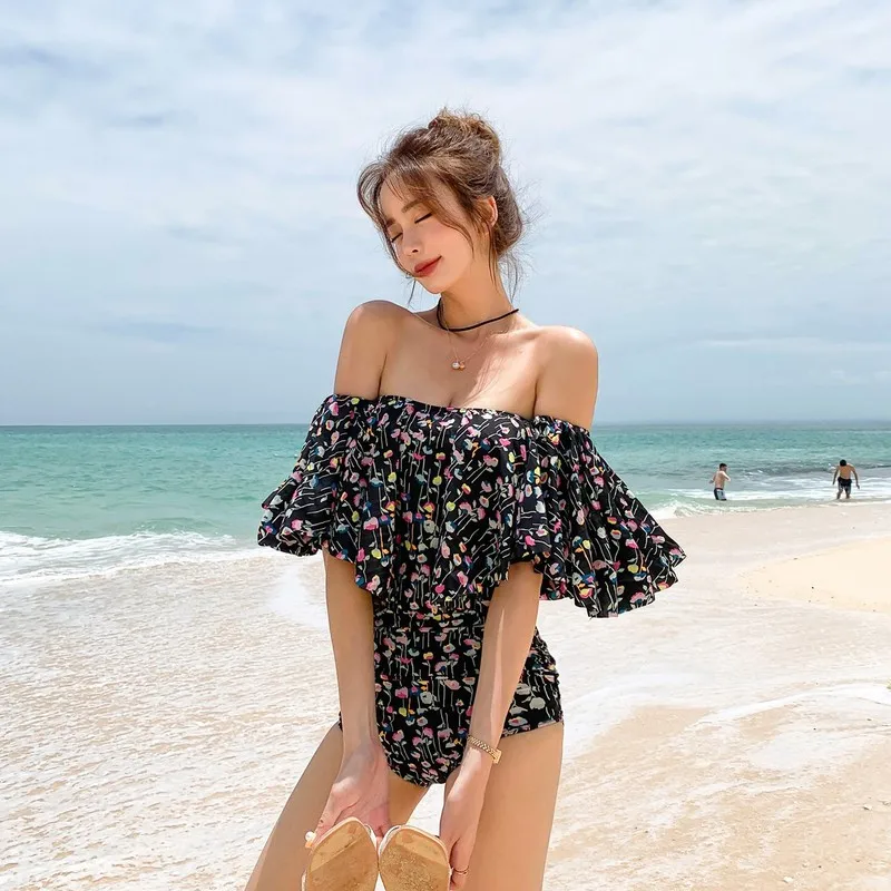 

Woman's Swimsuit Woman Large Size Beachwear Beautiful Surfing Swimsuits For Women New Leaf Underwire Solid Polyester Sierra