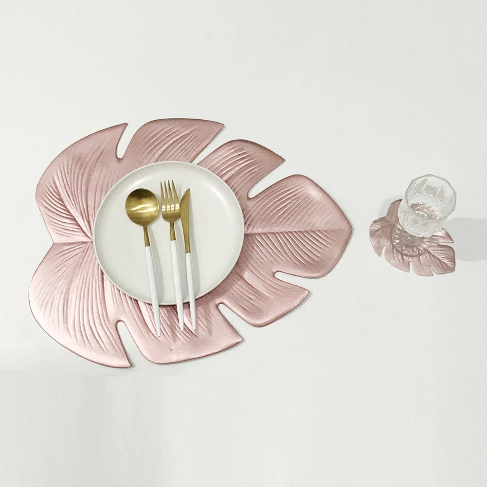 تحديد الموقع ل المطبخ الجدول حصيرة عيد الميلاد مصنع محاكاة النخيل الذهب ورقة PVC الجدول حصيرة الزخرفية الجدول سادة الوقايات المنزل ديكور