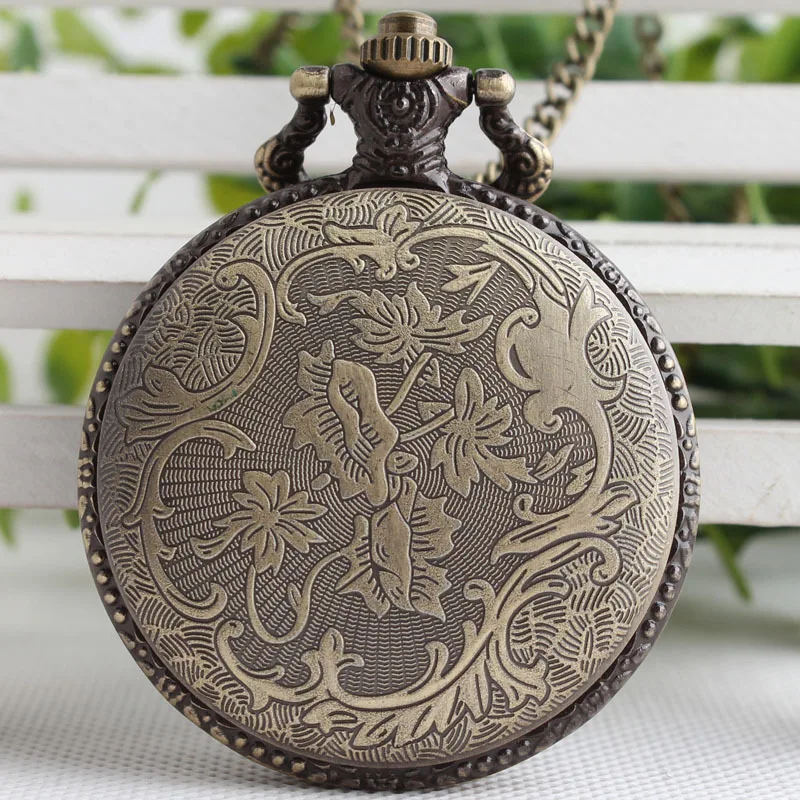 Steampunk-Vintage-Antique-Retro-Bronze-Train-Front-Locomotive-Engine-Railway-Quartz-Pocket-Watch-Chain-Men-Women (1)
