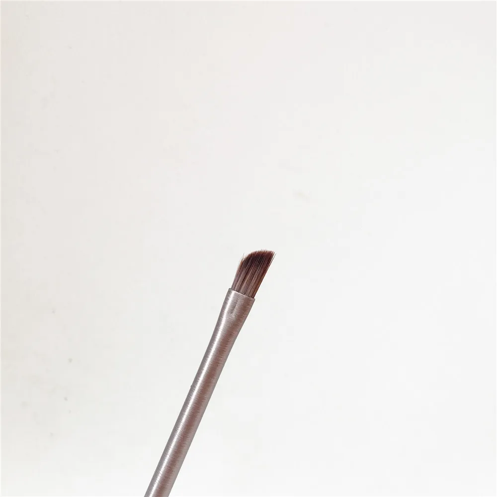 Urban Decay Brush E301 Angled Lip _ 2