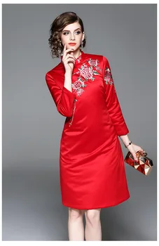 

winter new fashion original design Chinese style flower Embroidered big size cheongsam dress with cotton lining for women