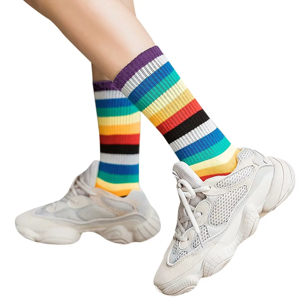 1 paia Uomini Donne Ragazze di Sport Calzini e Calzettoni Harajuku Skateborad Caldo Breve Arcobaleno Calzini e Calzettoni Moda Pantaloni A Vita Bassa di Colore Crochet Calzini e Calzettoni S10 SE10
