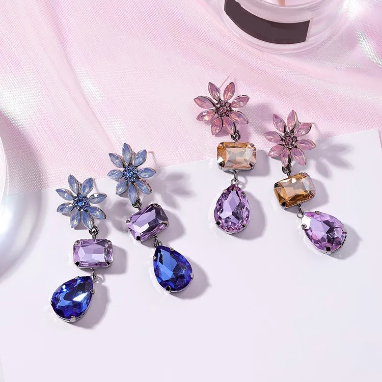 

2019 Fashion personality drop shape jewelry female Crystal from Swarovski Sun flower earrings 2 Colors Fit Women For Party