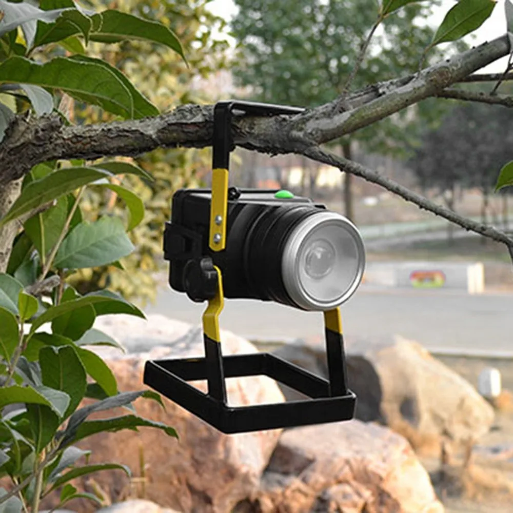 

New Arrival Rotating Zoom T6LED Floodlight Portable Lamp Outdoor Lighting Flashlight Rechargeable Projection Lamp With Holder