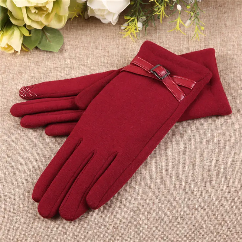 Перчатки женские зимние теплые перчатки для вождения плюс бархат Сенсорный экран холодная тонкая секция относится к не падающим бархатные перчатки BL013N1 - Цвет: BL012 Dark Red