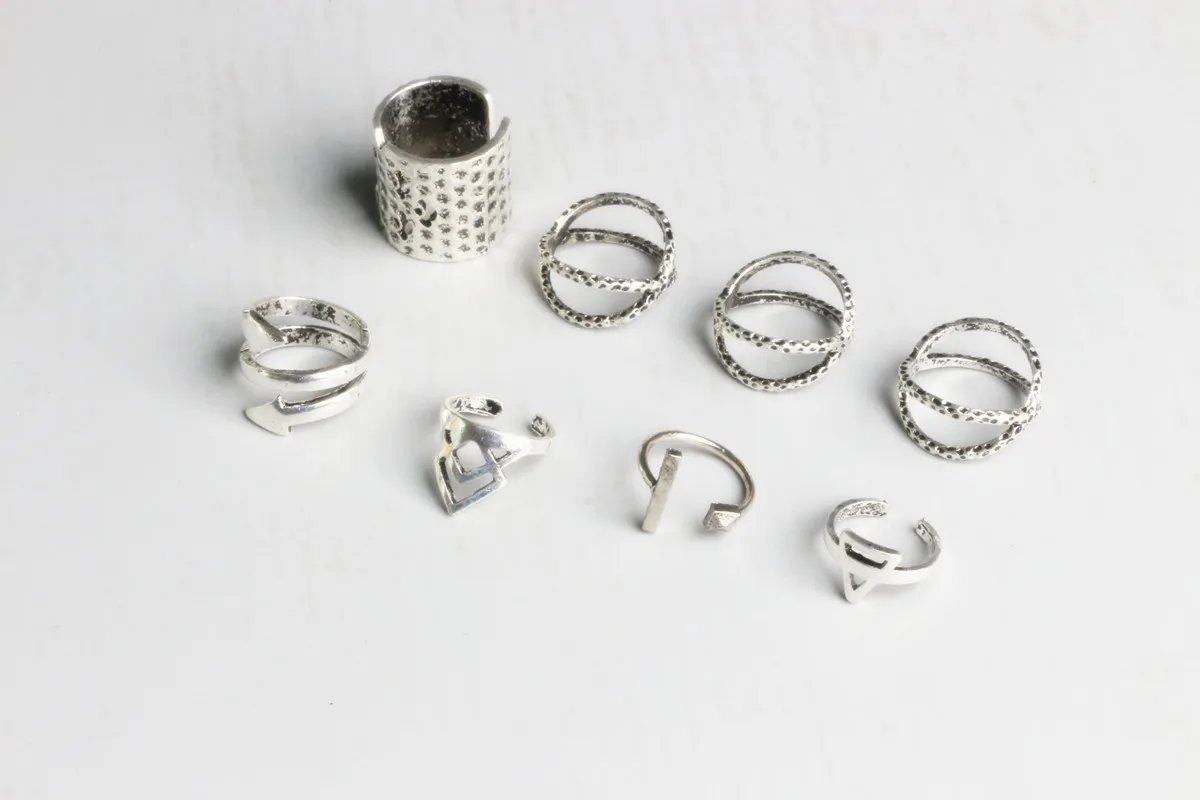 1Lot=8Pcs Vintage Antique Silver Color Ring Women Big Arrow Cylinder Bohemian Rings Set Hand Boho Finger Jewelry