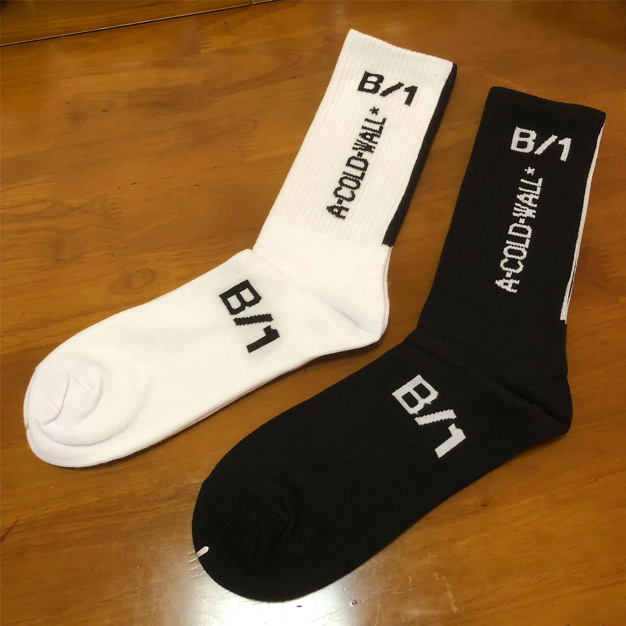 

19Ss a cold wall socks streetwear hip hop ACW cotton socks men women A-cold-wall Crew socks