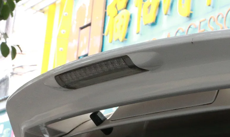 3 цвета модификация автомобиля задние Спойлеры крылья для toyota land cruiser prado 120 FJ120 внешние аксессуары с светильник 2003-2009 - Цвет: Белый