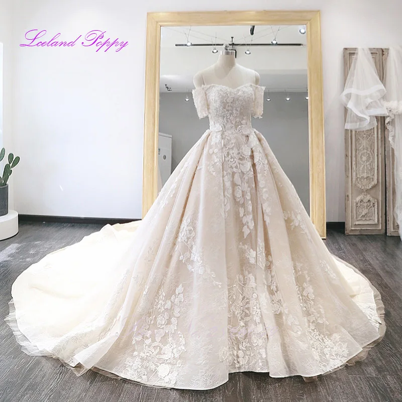 

Boat Neck Short Sleeves A-line Lace Wedding Dresses 2019 High Waist Lace Appliques Chapel Train Vestido de novia Bridal Gowns